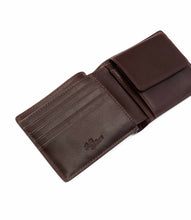 Load image into Gallery viewer, R.M.Williams Bifold Wallet with Pocket - Chestnut
